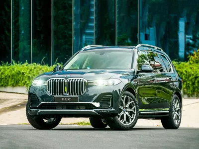 123oto THAY KÍNH XE Ô TÔ BMW X7 tận nơi
